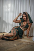 Load image into Gallery viewer, Emerald Alchemy Jasmine Set
