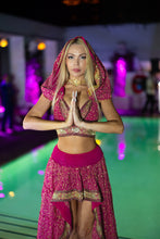 Load image into Gallery viewer, Aurora Gold Bollywood Set
