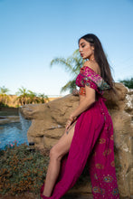 Load image into Gallery viewer, Pink Bubbles Jasmine Set
