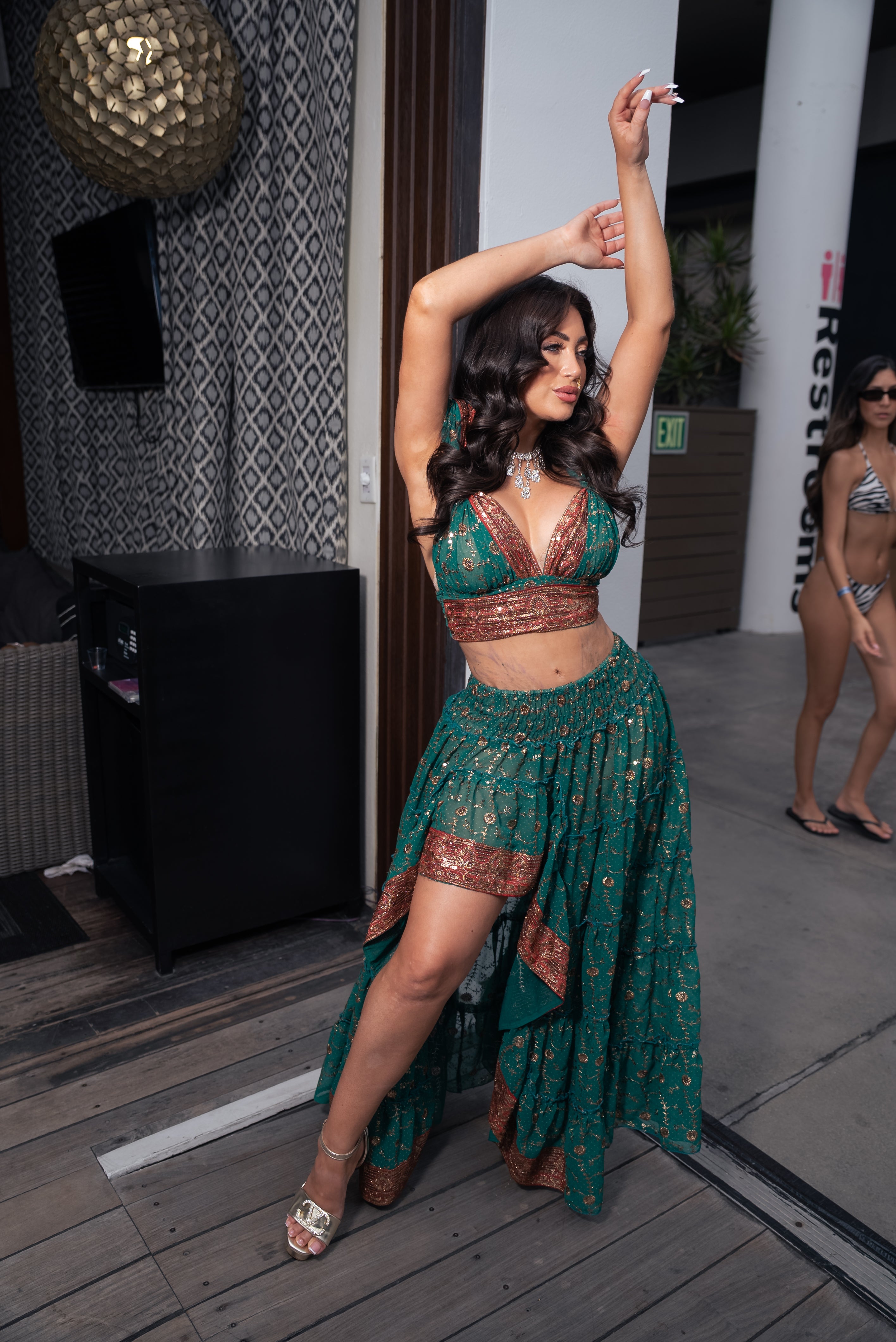 Royal Lotus Bollywod Set