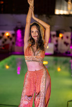 Load image into Gallery viewer, Gold Flowers Gaia Jasmine Set
