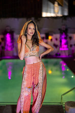 Load image into Gallery viewer, Gold Flowers Gaia Jasmine Set
