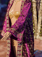 Load image into Gallery viewer, Amethyst Excellence Velvet Kimono
