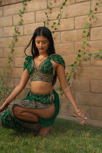 Load image into Gallery viewer, Poison Ivy Jasmine Set
