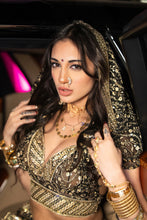 Load image into Gallery viewer, Midnight Maharani Jasmine Set
