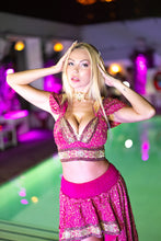 Load image into Gallery viewer, Aurora Gold Bollywood Set
