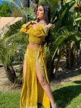 Load image into Gallery viewer, Yellow diamonds goddess set
