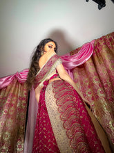 Load image into Gallery viewer, Golden Rose Jasmine Set
