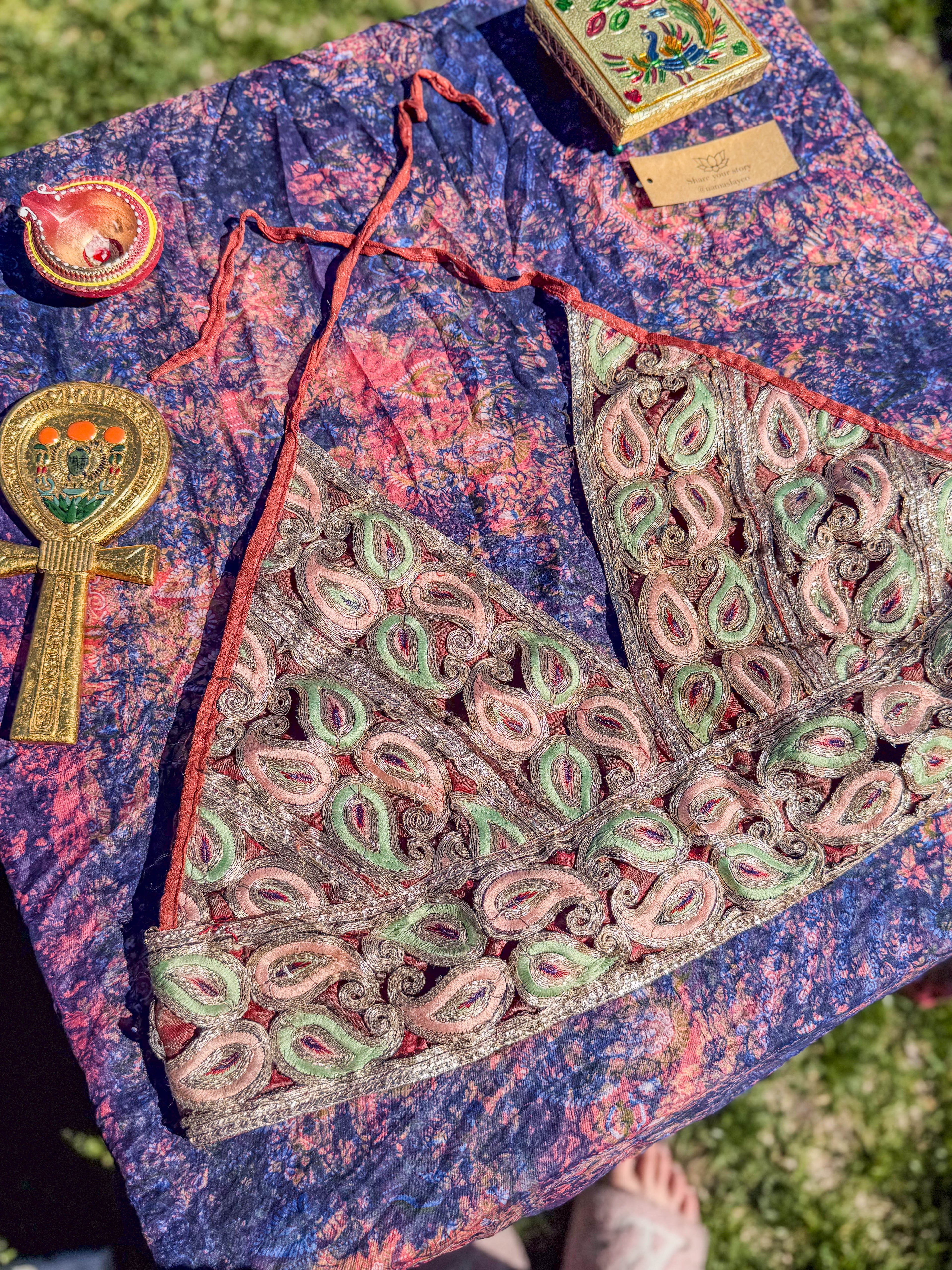 Paisley Garden halter top size L