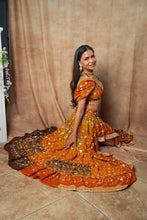 Load image into Gallery viewer, Earth Fire Bollywood Set
