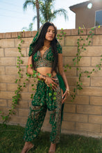 Load image into Gallery viewer, Poison Ivy Jasmine Set

