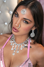Load image into Gallery viewer, Diamond Lotus Necklace Set
