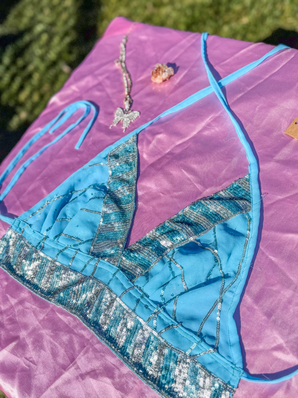 Diamond sky halter top