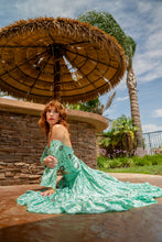 Load image into Gallery viewer, Baby Blue Bandhani Bollywood Set

