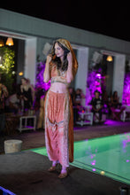 Load image into Gallery viewer, Gold Flowers Gaia Jasmine Set
