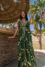 Load image into Gallery viewer, emerald enchantress magic dress
