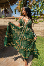 Load image into Gallery viewer, emerald enchantress magic dress
