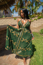 Load image into Gallery viewer, emerald enchantress magic dress
