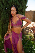 Load image into Gallery viewer, Golden Lily Goddess Set

