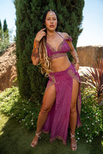 Load image into Gallery viewer, Golden Lily Goddess Set
