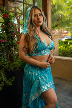 Load image into Gallery viewer, Diamond Blossoms Bollywood Set
