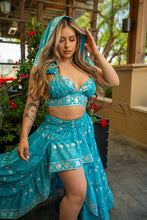 Load image into Gallery viewer, Diamond Blossoms Bollywood Set
