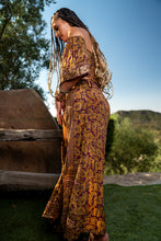 Load image into Gallery viewer, Golden Lotus Goddess Set
