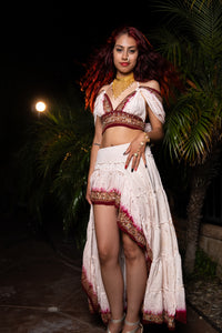 White Rose Bollywood Set