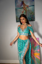 Load image into Gallery viewer, Icy Turquoise Jasmine Set
