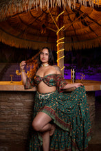 Load image into Gallery viewer, Emerald Dragon Bollywood Set
