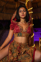 Load image into Gallery viewer, Royal Bohemia Jasmine Set
