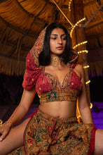 Load image into Gallery viewer, Royal Bohemia Jasmine Set
