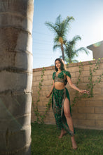 Load image into Gallery viewer, Poison Ivy Jasmine Set
