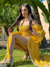 Load image into Gallery viewer, Yellow diamonds goddess set
