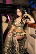 Load image into Gallery viewer, Midnight Maharani Jasmine Set
