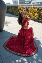 Load image into Gallery viewer, Royal Bandhani Bollywood Set
