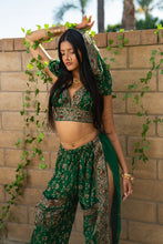 Load image into Gallery viewer, Poison Ivy Jasmine Set
