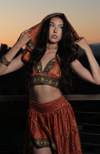 Load image into Gallery viewer, Bohemian Bandhani Bollywood Set
