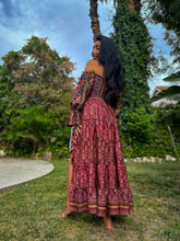 Load image into Gallery viewer, Love Forest Bollywood Set
