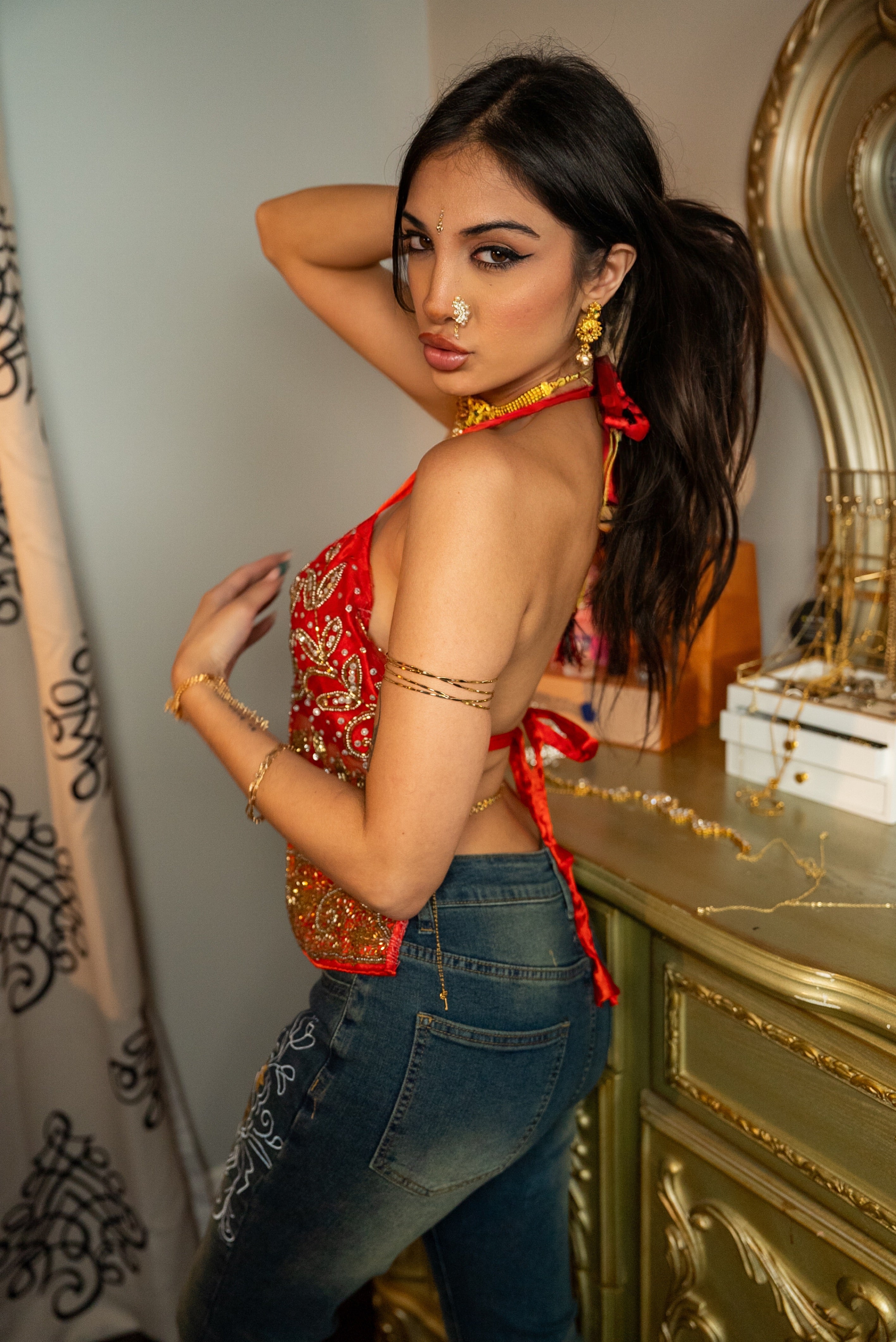 Golden Lotus Necklace Set