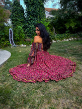 Load image into Gallery viewer, Love Forest Bollywood Set

