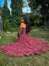 Load image into Gallery viewer, Love Forest Bollywood Set

