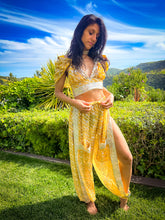 Load image into Gallery viewer, Solar Plexus Jasmine Set
