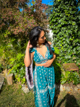Load image into Gallery viewer, Day Dreamer Jasmine Set
