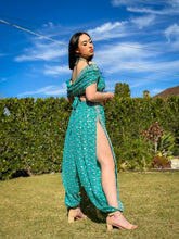 Load image into Gallery viewer, Diamond Diva Jasmine Set
