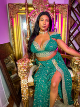 Load image into Gallery viewer, Silver Dreams Goddess Set (PLUS SIZE)
