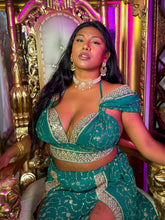 Load image into Gallery viewer, Silver Dreams Goddess Set (PLUS SIZE)
