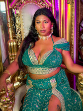 Load image into Gallery viewer, Silver Dreams Goddess Set (PLUS SIZE)
