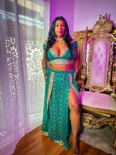 Load image into Gallery viewer, Silver Dreams Goddess Set (PLUS SIZE)
