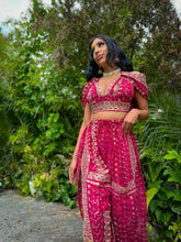 Load image into Gallery viewer, Love Goddess Jasmine Set
